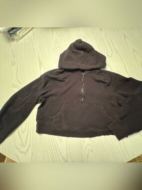 Lululemon Crop Half-Zip Scuba Hooded Sweatshirt in Black